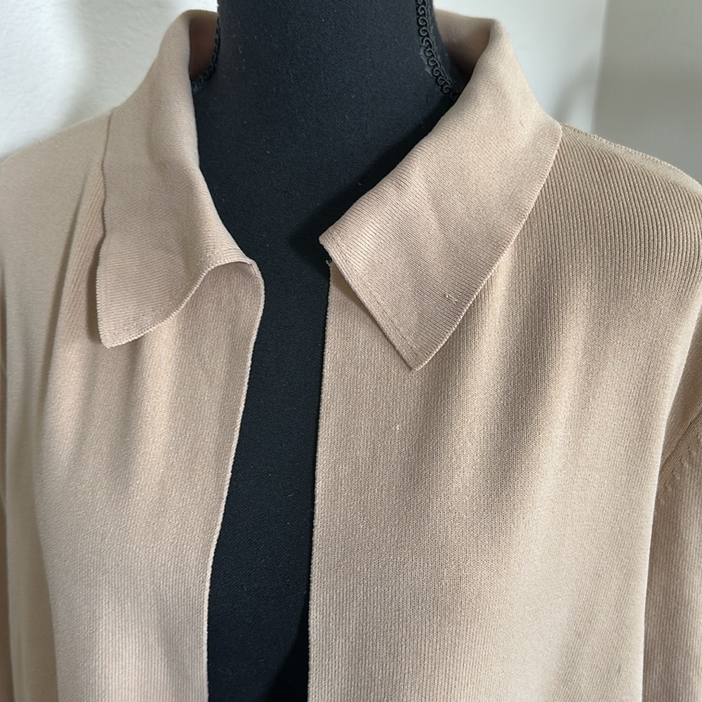 Alfani Cream and Tan Women's cardigan